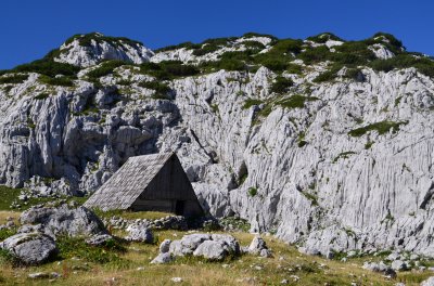 Schron w parku Durmitor